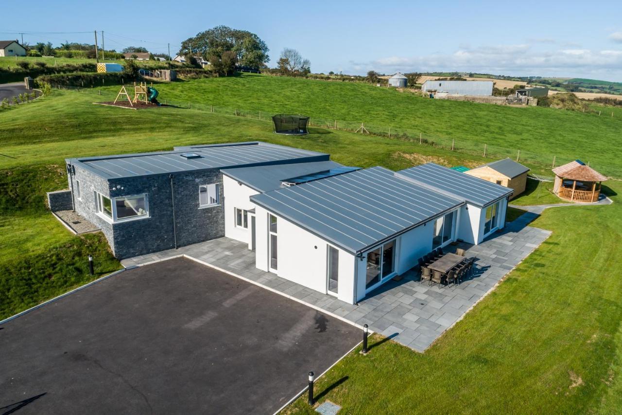 River Views,Kinsale, Hosted By Exquisite Holiday Homes, Sleeps 26 科克 外观 照片