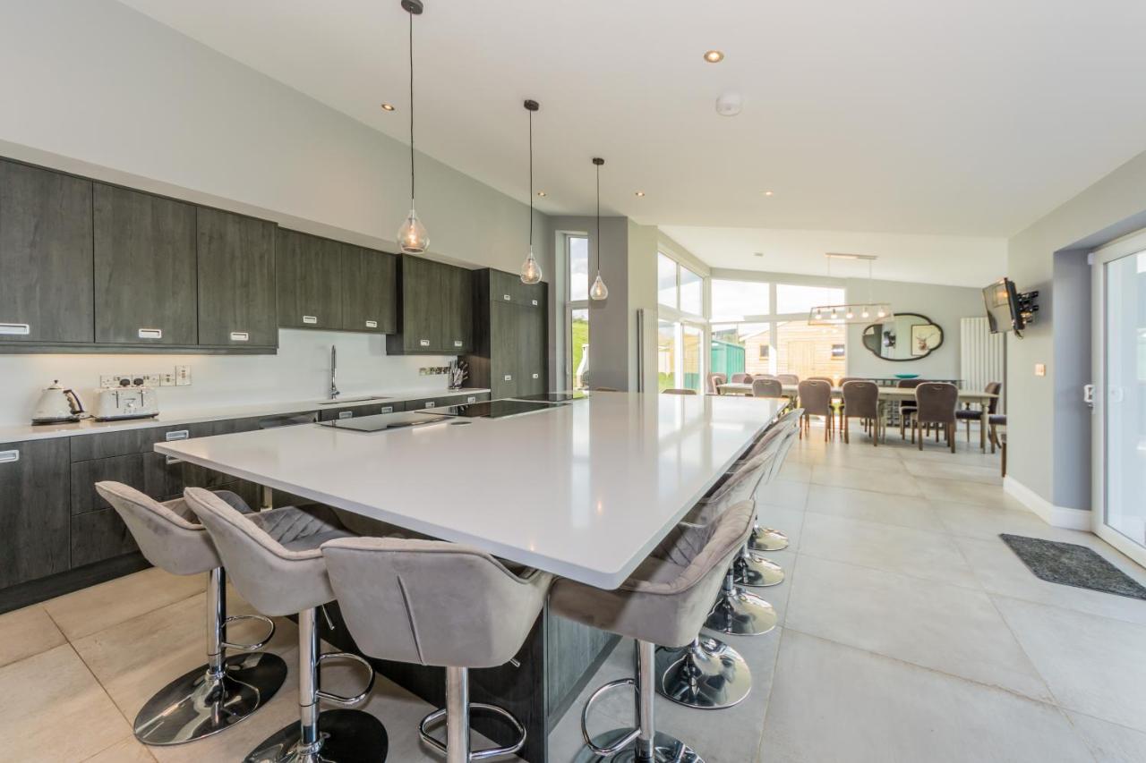 River Views,Kinsale, Hosted By Exquisite Holiday Homes, Sleeps 26 科克 外观 照片
