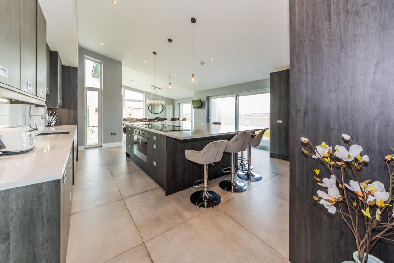 River Views,Kinsale, Hosted By Exquisite Holiday Homes, Sleeps 26 科克 外观 照片