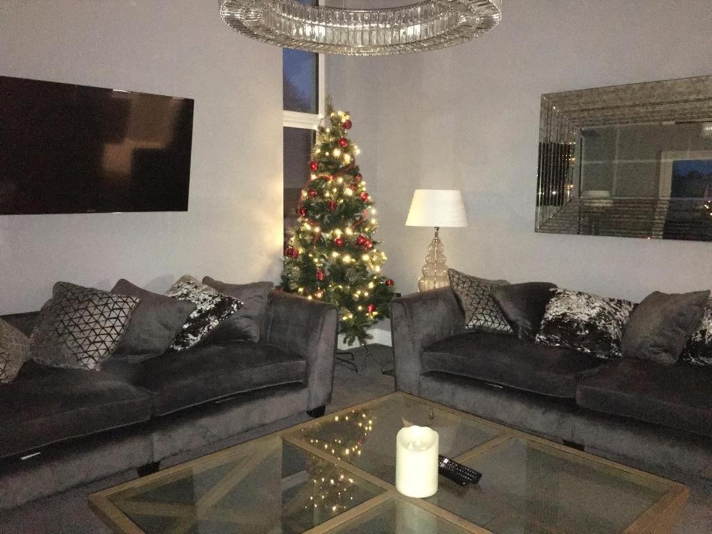 River Views,Kinsale, Hosted By Exquisite Holiday Homes, Sleeps 26 科克 外观 照片