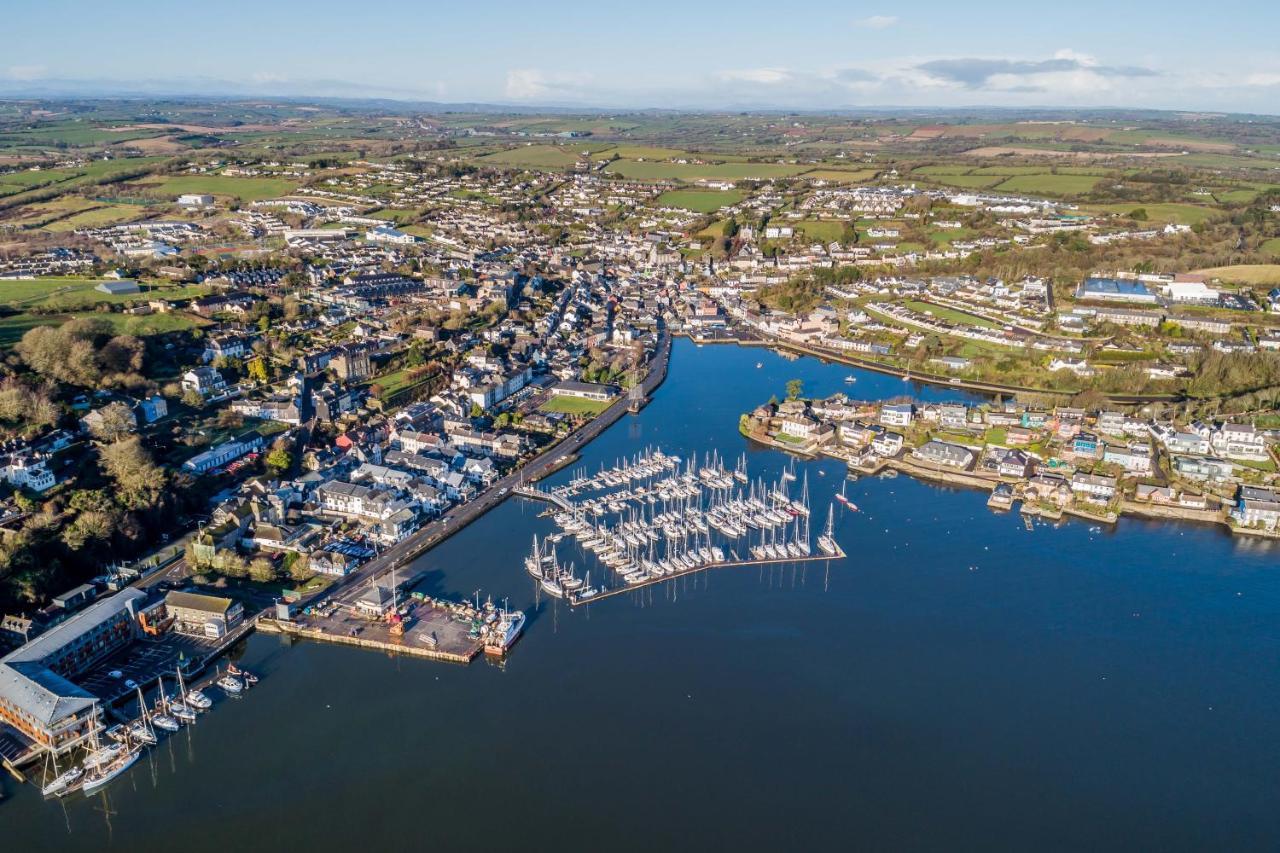 River Views,Kinsale, Hosted By Exquisite Holiday Homes, Sleeps 26 科克 外观 照片